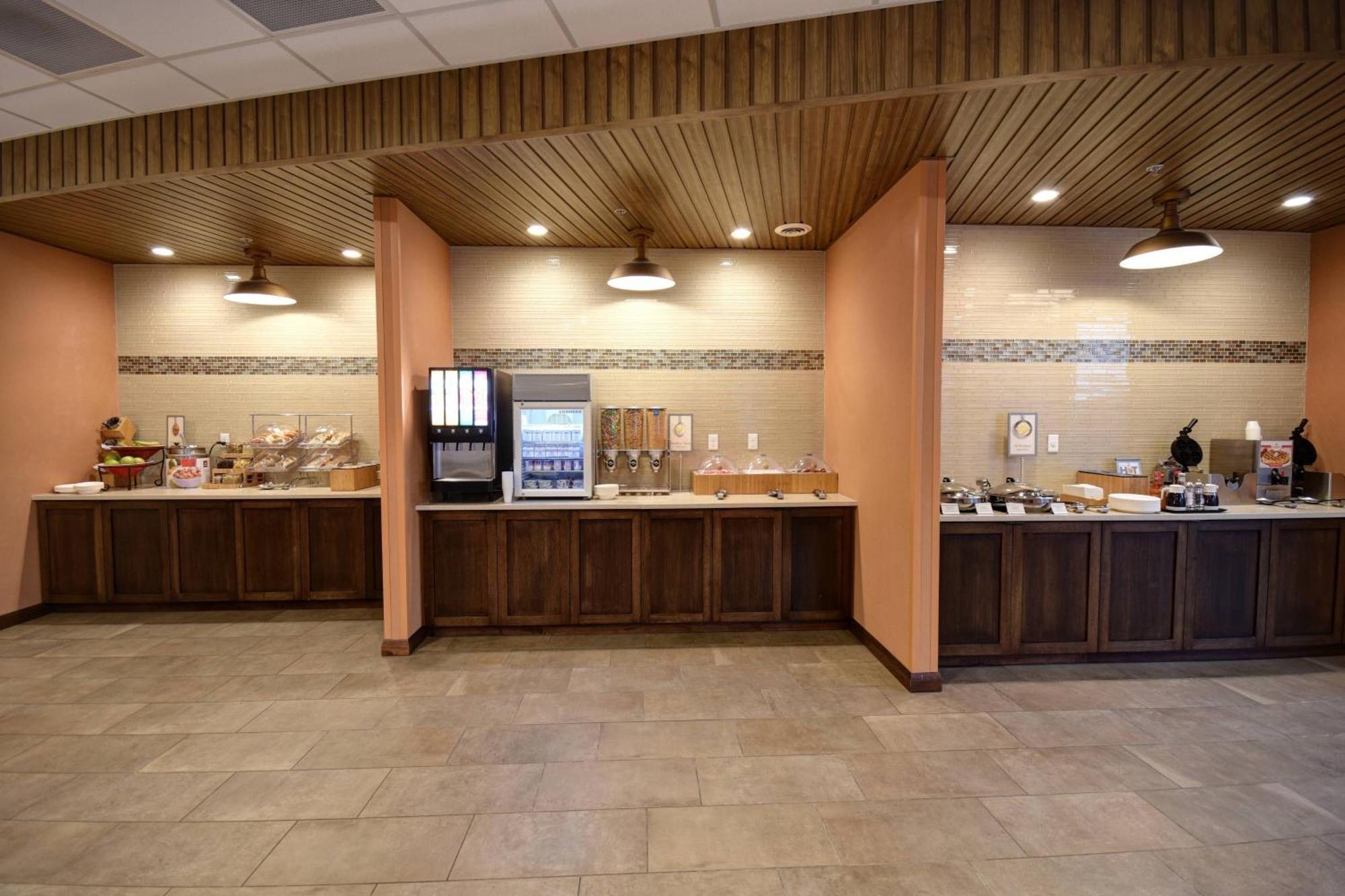 Fairfield Inn & Suites By Marriott Milwaukee North Glendale Экстерьер фото